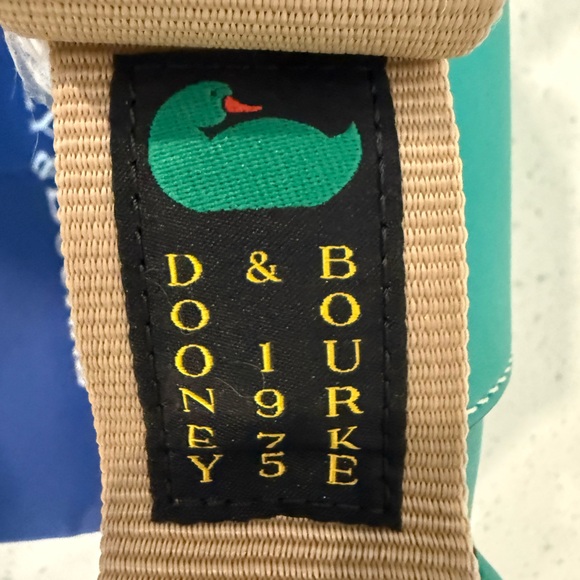 Rare Dooney & Bourke Emerald Messenger 25 Bag - Picture 12 of 12